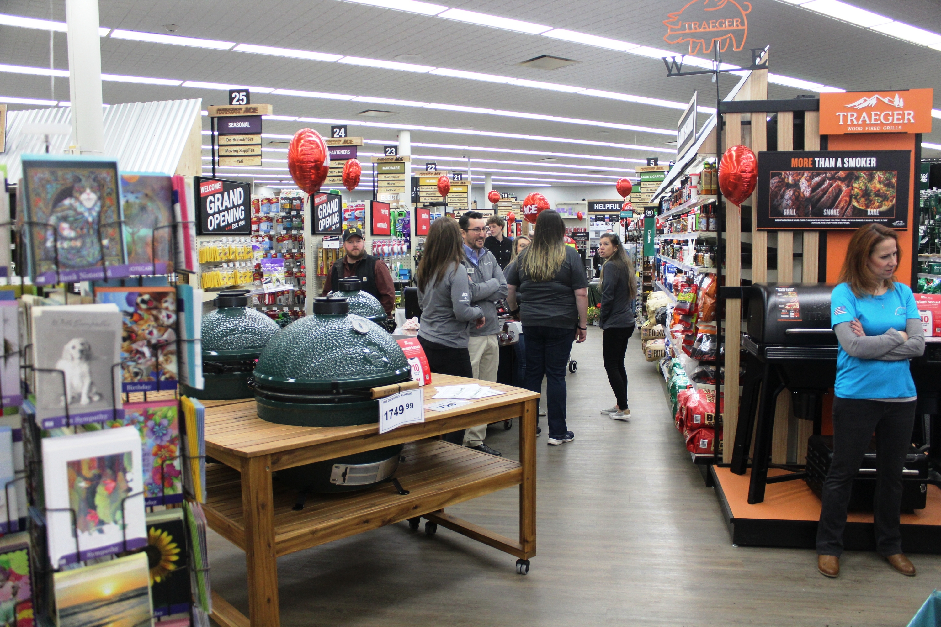 aubuchon-grand-opening-1288-sm