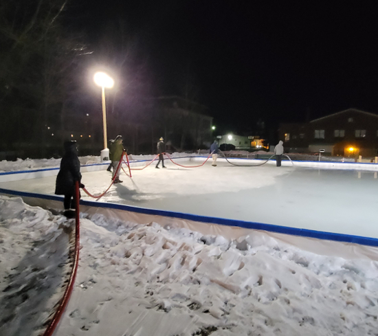 ice-rink-resurfacing-011422sm